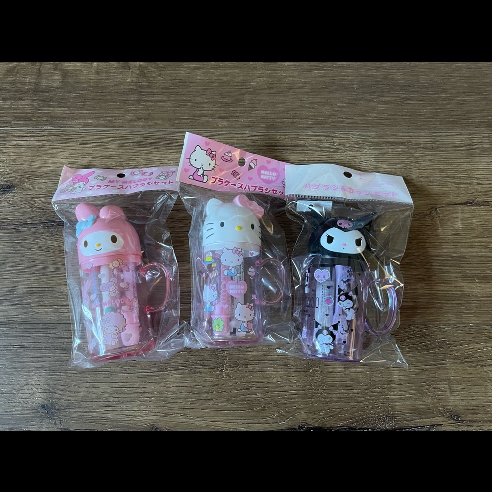 SANRIO-NWT Character Toothbrush Kit - Picture 16 of 16
